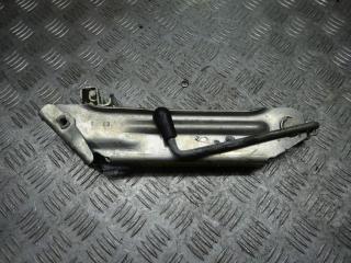домкрат Audi A6 4B/C5 2000, 8L0011031A