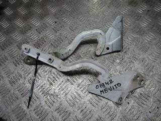 петля капота Mercedes-Benz Vito W639 2010, 2.2 л., МКПП, микроавтобус, A6397500251, A639750035