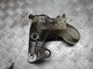 втулка стабилизатора Audi A6 4B/C5 1998, 2.8 л., МКПП, универсал, 4B0199352B
