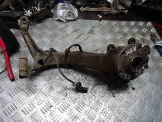 ступица передняя левая Audi A4 B5 1996, 1.9 л., МКПП, универсал, 8D0407257S