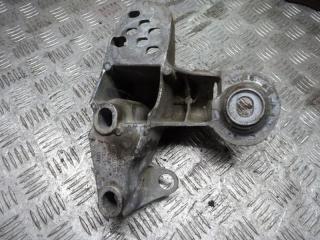 втулка стабилизатора Audi A4 B6 2003, 2.4 л., АКПП, седан, 8E0199351