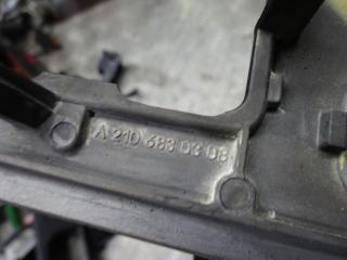 кнопка аварийной сигнализации Mercedes-Benz E-Класс W210/S210 1996, 2.9 л., МКПП, седан, 2088200310, A2106830308