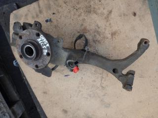 ступица передняя правая Audi A6 4B/C5 1998, 2.8 л., МКПП, универсал, 8D0407258AD
