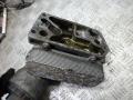корпус масляного фильтра Volkswagen Transporter T5 2004, 2.5 л., МКПП, микроавтобус, 070115389D - фото №5