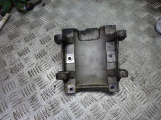 кронштейн (крепление) Audi 80 8C/B4 1994, 2.6 л.