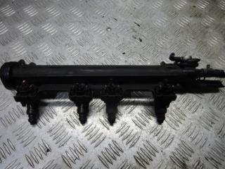 форсунка Volkswagen Golf 3 поколение 2000, 1.6 л., 037906031AA