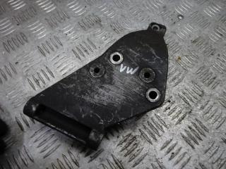 кронштейн гидроусилителя Volkswagen Passat B3 1990, 053145515