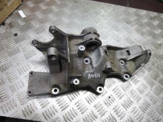 кронштейн генератора Audi A4 B5 1998, 1.6 л., 06B903143F
