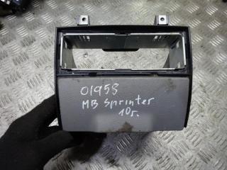 пепельница Mercedes-Benz Sprinter 2 поколение (W906) 2010, 2.2 л., МКПП, микроавтобус, A9066800558