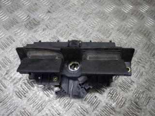 ручка крышки багажника Audi A6 C5 [рестайлинг] 2002, 2.0 л., АКПП, универсал, 4B0827565H