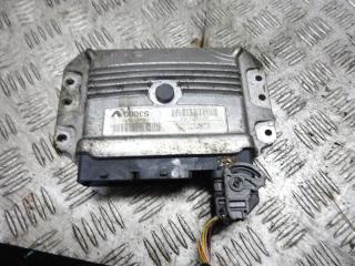блок управления двигателем Renault Megane 2 поколение 2005, 1.6 л., 8200411717