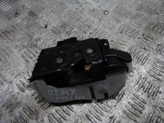 замок двери передней левой Volkswagen Polo 3 поколение 2001, 1.4 л., МКПП, хетчбэк 5 дв., 6N1837015C
