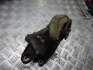 кронштейн КПП Volkswagen Passat B5 1997, 1.6 л., МКПП, седан, 8D0399114S