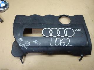 декоративная крышка двигателя Audi A4 B5 1999, 1.8 л., 058103724S
