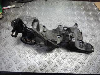кронштейн ТНВД Volkswagen Passat B6 2010, 2.0 л., 03L903143D