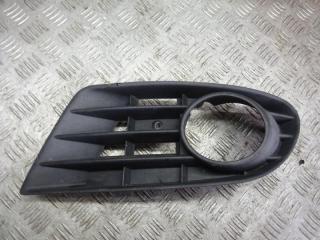 заглушка (решетка) в бампер Volkswagen Golf Plus 1 поколение 2005, 1.6 л., МКПП, минивэн, 5M0853666B