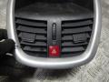 дефлектор обдува салона Peugeot 207 1 поколение 2006, 1.6 л., МКПП, хетчбэк 5 дв., 9650068177 - фото №3