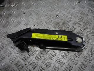 домкрат Volkswagen Golf 4 поколение 2005, 1K0011031J