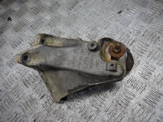 кронштейн двигателя Audi 80 B3 1992, 2.0 л., 8A0199307B