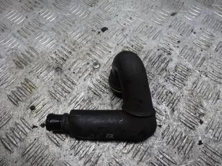 патрубок (трубопровод, шланг) Volkswagen Passat B5 2000, 1.8 л., 058103213