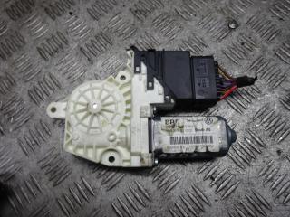 моторчик стеклоподъемника задний правый Skoda Octavia 1 поколение [рестайлинг] 2009, 2.0 л., МКПП, универсал, 1K0959703J