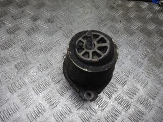 подушка крепления двигателя Volkswagen Touareg 1 поколение 2005, 2.5 л., АКПП, внедорожник 5 дв., 7L6199131S