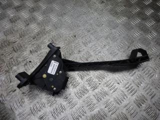 педаль Volvo V70 2 поколение 2004, 2.4 л., МКПП, универсал, 30636004