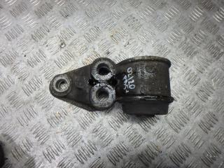 cайлентблок Volkswagen Passat B5 1999, 4B0501521E