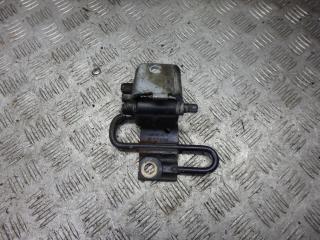 петля двери Audi A6 4B/C5 [рестайлинг] 2001, 2.4 л., МКПП, универсал, 4B0831412A