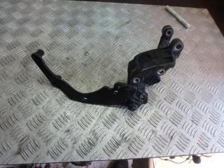 кронштейн гидроусилителя Volkswagen Passat B4 1994, 1.9 л., 028145523E