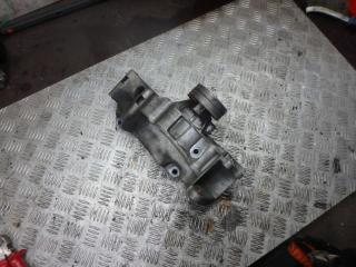 кронштейн генератора Volkswagen Golf 3 поколение 2000, 1.4 л., 032145169Q