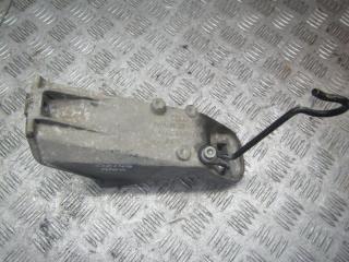 кронштейн двигателя Audi 100 4A/C4 1992, 2.3 л., МКПП, универсал, 4A0199307A