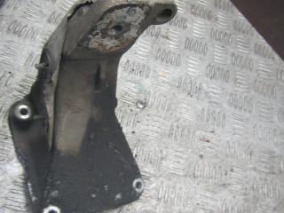 кронштейн двигателя Volkswagen Golf 3 поколение 1995, 1H0199354H