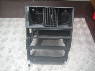рамка под магнитолу Audi 80 B3 1990, 1.8 л., АКПП, седан, 893857183