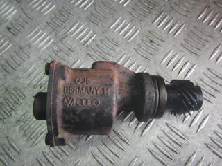 насос вакуумный Volkswagen Passat B4 1995, 1.9 л.