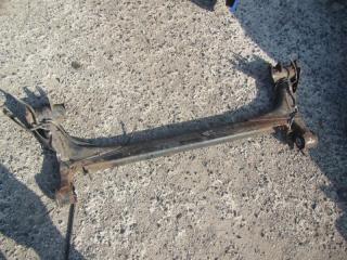балка подвески задняя Volkswagen Polo 3 поколение 2001
