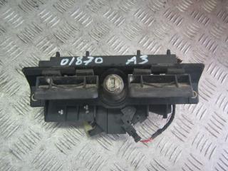 ручка крышки багажника Audi A3 8L 1997, 1.6 л., МКПП, хетчбэк 5 дв.
