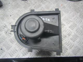моторчик печки Volkswagen Golf 3 поколение 1998, 1.6 л., МКПП, хетчбэк 5 дв.