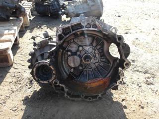КПП механическая (МКПП) Volkswagen Golf 4 поколение 2001, 1.6 л., DUU