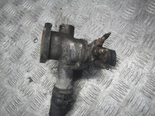 корпус термостата Volkswagen Golf 3 поколение 2000, 1.9 л., 038121133A