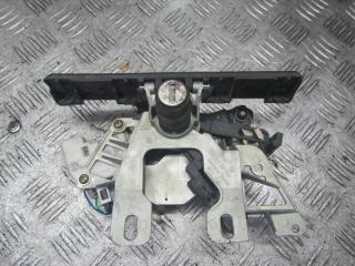 ручка крышки багажника Volkswagen Passat B5 1998, универсал, 3B0827297R