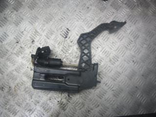 педаль сцепления Volkswagen Golf 3 поколение 2000, 1J1721388A, 1J1721059A