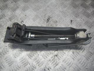 домкрат Volkswagen Touran 1 поколение 2006, 1T0011031A