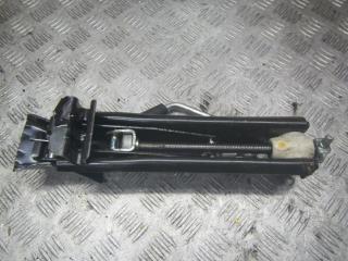 домкрат Volkswagen Polo 4 поколение 2005, 6Q0011031E
