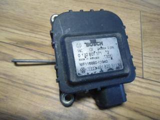 моторчик заслонки печки Audi A6 4B/C5 2000, 4B1820511M, 0132801171