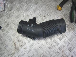 патрубок воздушного фильтра Volkswagen Golf 4 поколение 2001, 2.3 л., 1J0129684