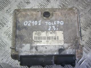 блок управления двигателем SEAT Toledo 2 поколение 2002, 2.3 л., МКПП, седан, 071906018, 0261204753
