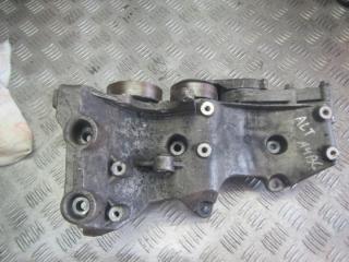 кронштейн генератора Audi A4 B6 2003, 2.0 л., АКПП, седан, 06B903143L