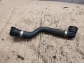 патрубок радиатора BMW 7 серия F01/F02 2011, 4.4 л., N63 B44 A, бензин, АКПП, черный, 7575387 - фото №3