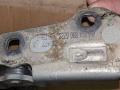 петля капота правая Mercedes-Benz E-Класс W212/S212/C207/A207 2010, 2.2 л., дизель, АКПП, седан, задний привод, правый руль, A2048800228 - фото №2